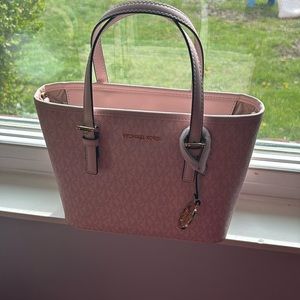Micheal Kohrs purse